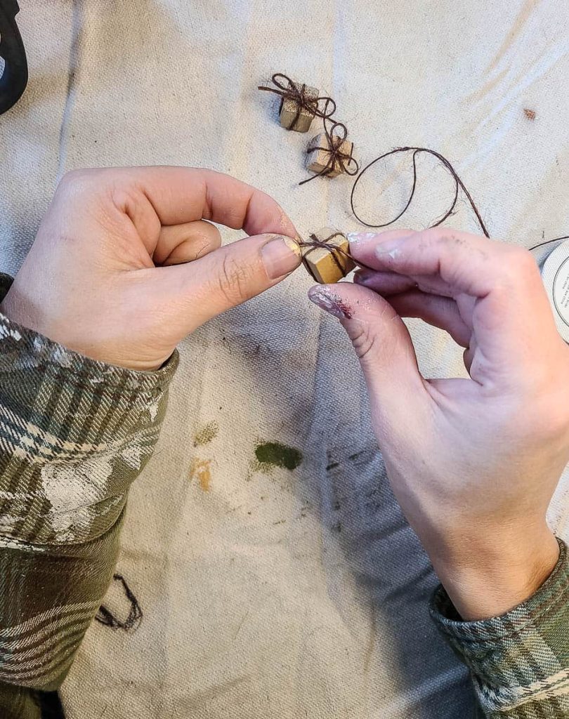Then, the person makes a small gift for DIY Wood Nativity Scenes.