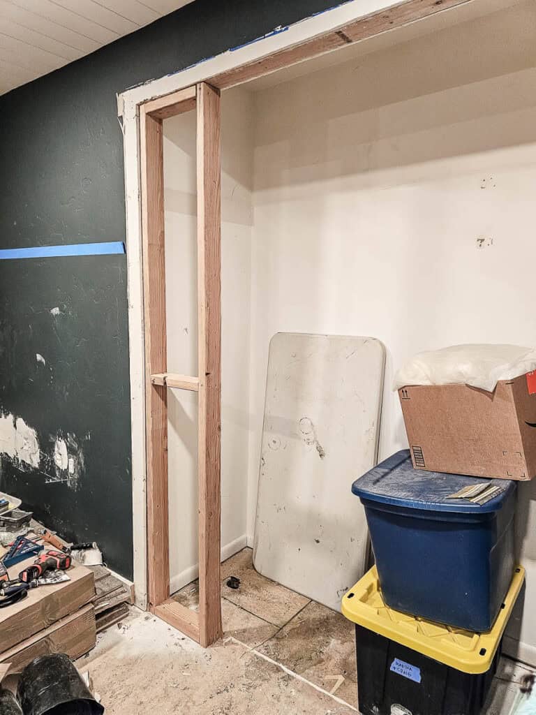 2x4 framing around closet for arched doorway to nook