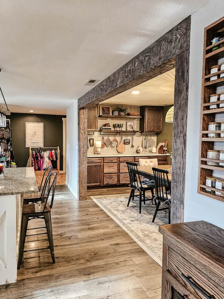 A reveal photo of a traditional-style dining room.

