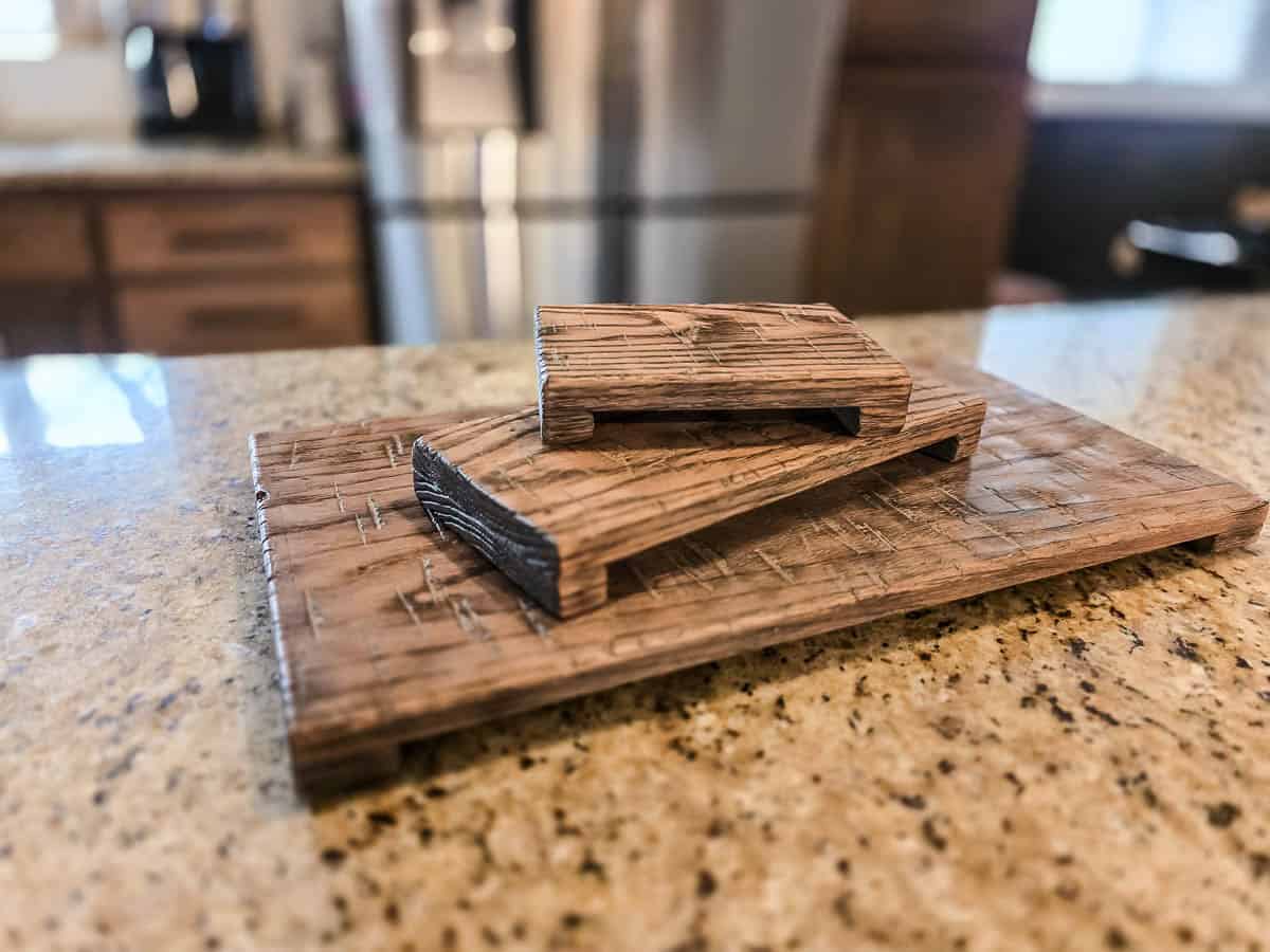 How To Make A DIY Vintage Wood Riser That Looks Old
