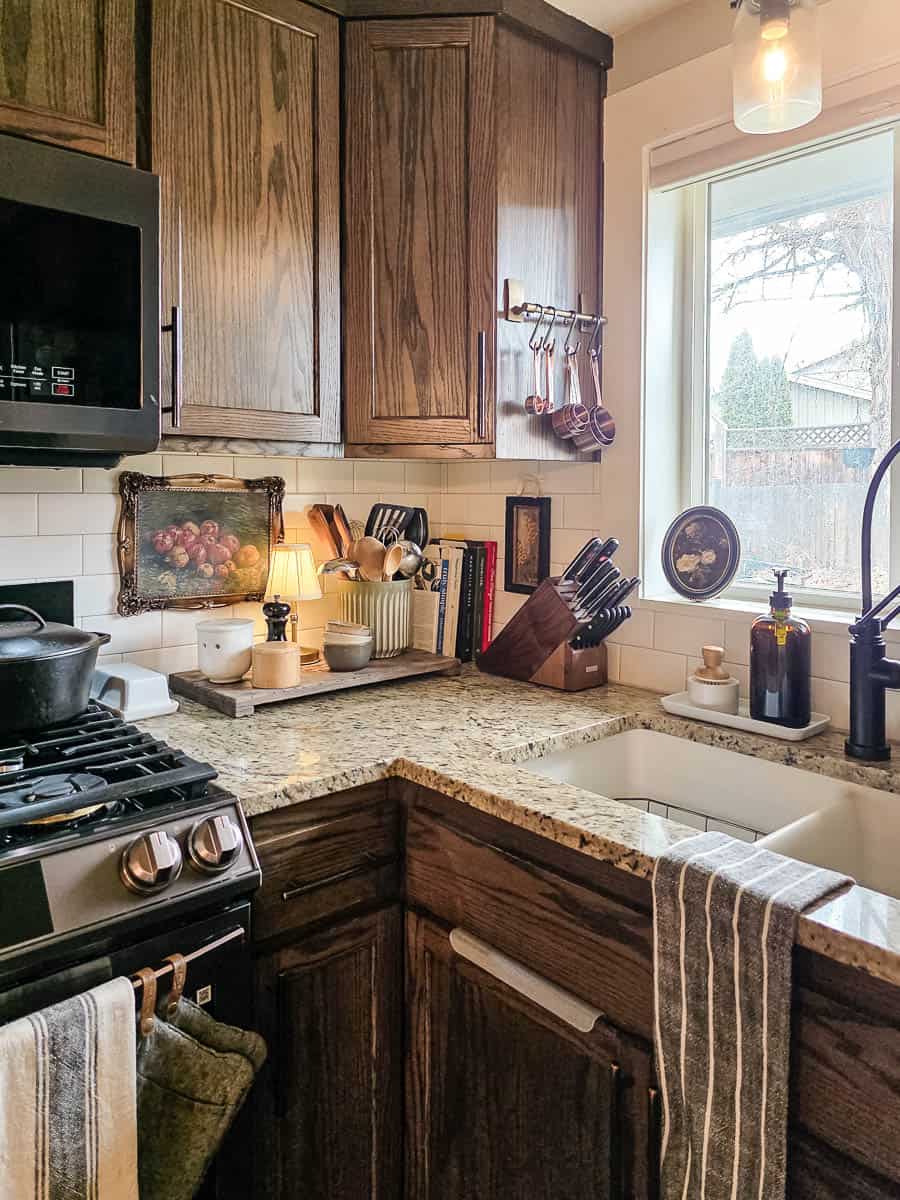 Cozy Kitchen Ideas: 10 Kitchen Styling Tips