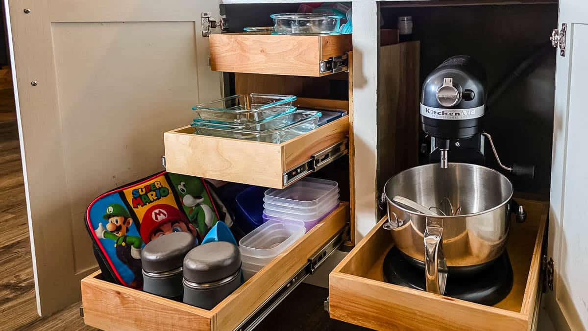 DIY Cabinet Pull Out Shelves for Kitchen (with free plans)